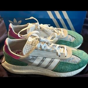 Unisex-Adidas Retropy E5 'Grey Collegiate Green' H03076-Size 10